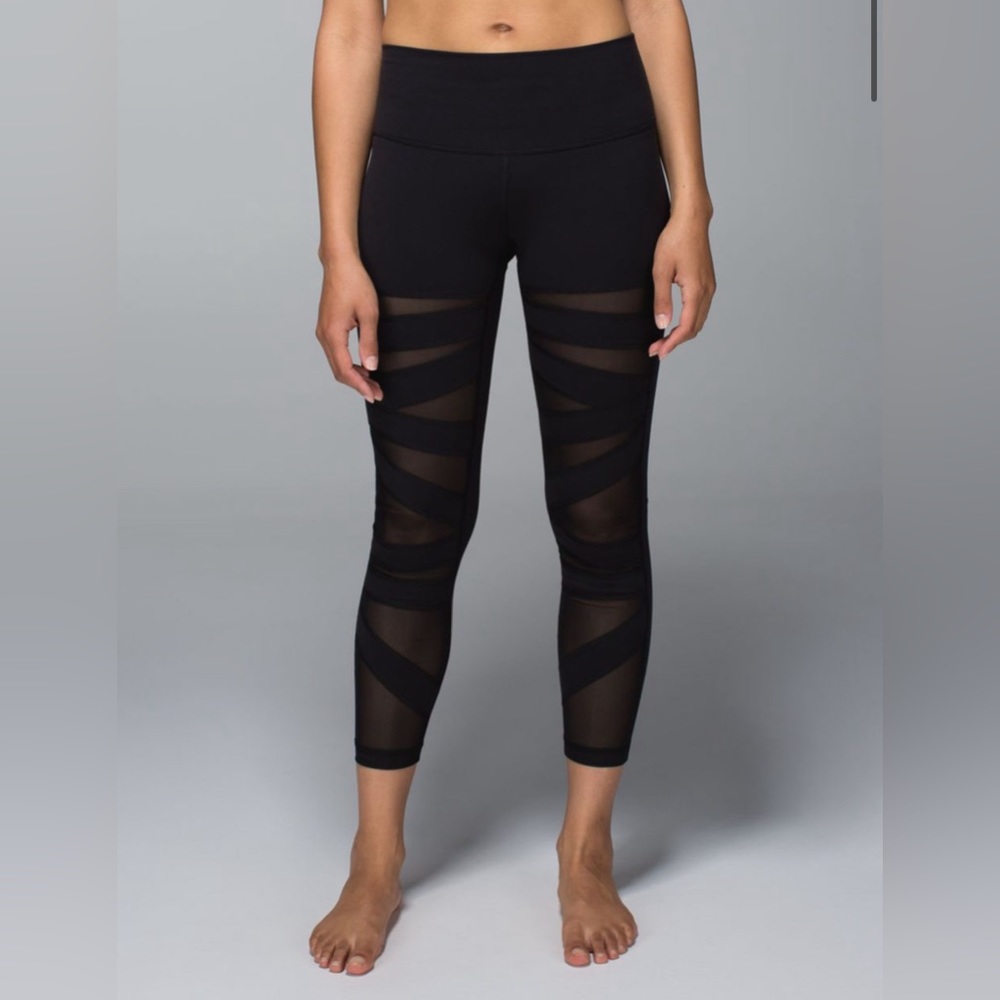 Lululemon Wunder Under Tech Mesh Size 2 - image 2